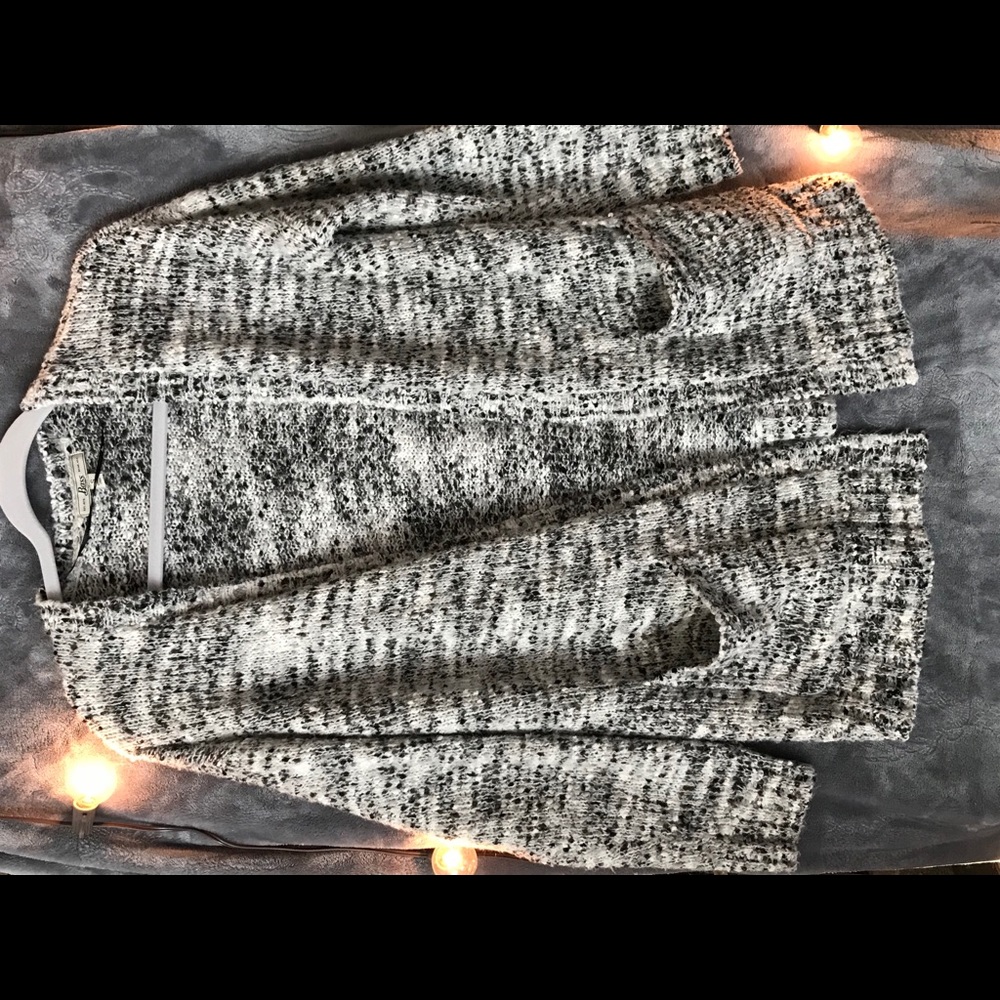 Knit cardigan